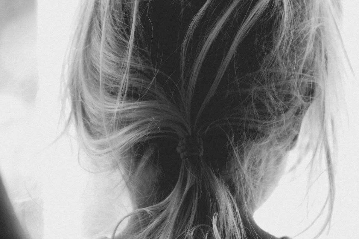 15 Quick Updos for Effortless Hair Buns That Actually Stay Put