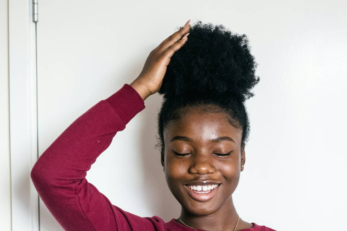 All-Day Comfort Hair Buns: How to Stay Chic & Headache-Free From Sunrise to Sunset