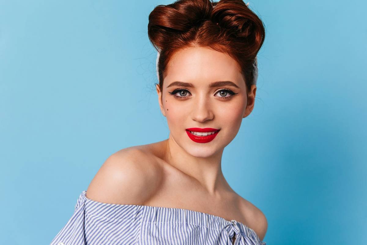 Chic Hair Bun Trends That Redefine Elegance in 2024