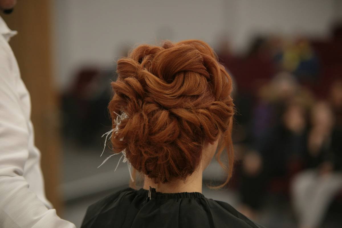 How to Achieve a Luxe Appearance with Hair Buns: Your Go-To Guide for Effortless Elegance
