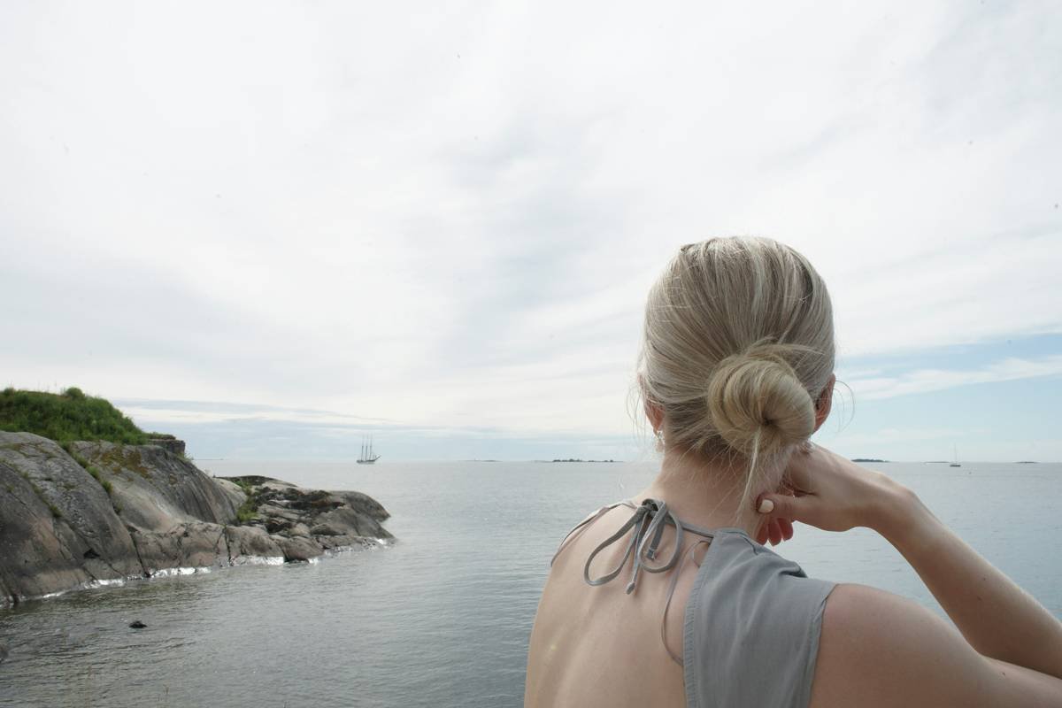 Quick Messy Bun Looks: 7 Proven Tips to Avoid Painful Hair Mistakes